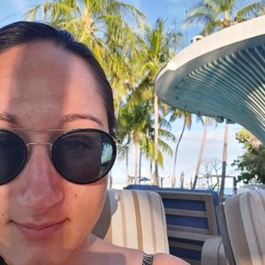 Meet your Posher, Natalie